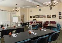 Lord Camden Inn Hotels in Camden