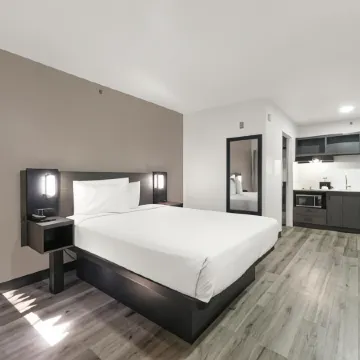 Studio 6 Extended Stay - Tucker, GA - Atlanta Northlake