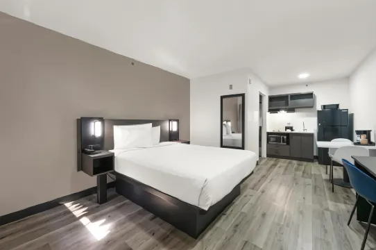 Studio 6 Tucker, GA - Atlanta Northlake Hotels in Tucker