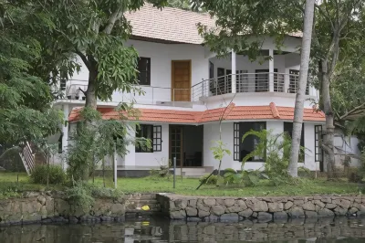 Lovedale Lakeside Homestay Hotel a Vaikom