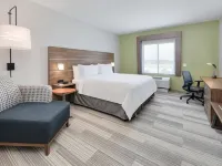 Holiday Inn Express & Suites PLANO - THE COLONY by IHG Hotels in Denton County