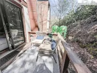 Ski To Me, Sugar Mountain Hotel dekat Lees–McRae College