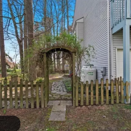 Peaceful Retreat on the Eastern Shore. Nature lover’s paradise!