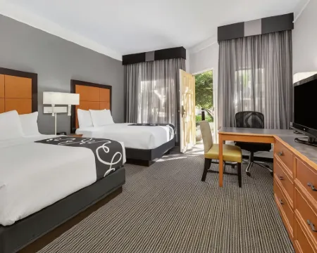 達拉斯艾迪生廣場拉昆塔温德姆套房酒店 艾迪生酒店