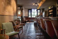 Max Brown Hotel Museum Square, part of Sircle Collection - bar