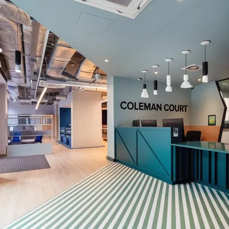 Coleman Court Summer Apartments