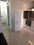 Small Modern Comfortable 2 Bedroom Apartment Cmyr