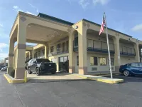 Econo Lodge Inn & Suites Southeast Hotels in Rutherford County