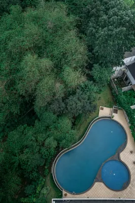 Dago Suite Luxury 3Br + 1 Apartment