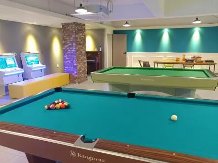 Brooks Hotel Tongyeong Отели в г. Тхонъён