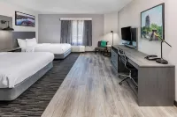 La Quinta Inn & Suites by Wyndham Ardmore Hotels in Ardmore