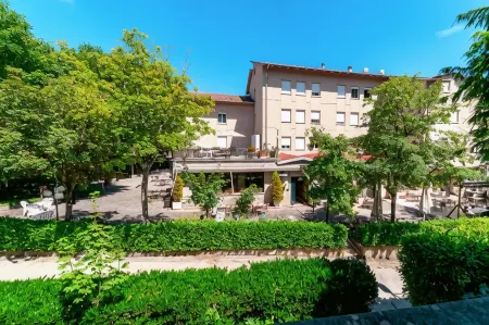 Hotel Falco d'Oro Отели в г. Querce