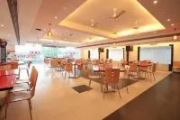 Hotel Sheela Shree Plaza