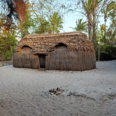 Mida Creek Eco Camp - Lodge Hotels near Malindi