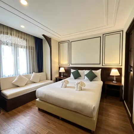 Elliebum Boutique Hotel Отели рядом с достопримечательностью «Школа Самакки Витаятан»