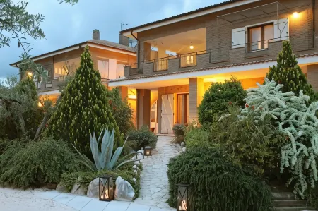 Relais in Contrada Отели в г. Lucera