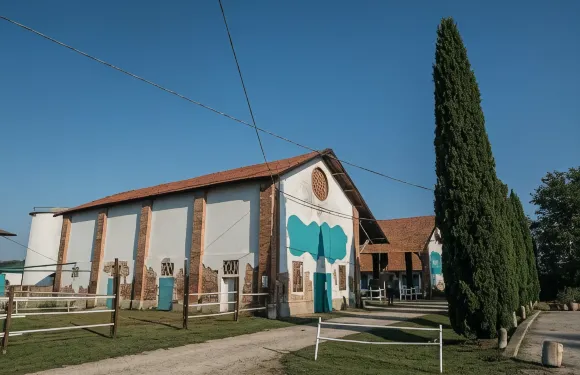 阿格里圖瑞斯木比亞提拉酒店