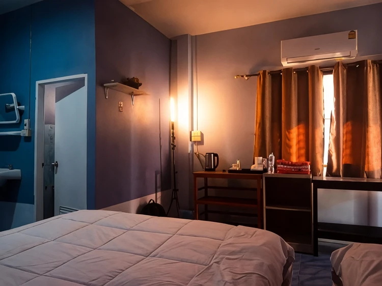 รูปภาพของฮ้ายรายวัน