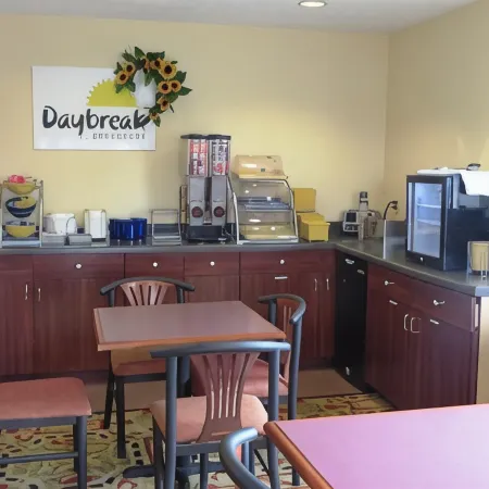 Days Inn by Wyndham Plainfield
