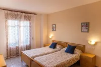 Hostal Montserrat Hotels in Arbucies