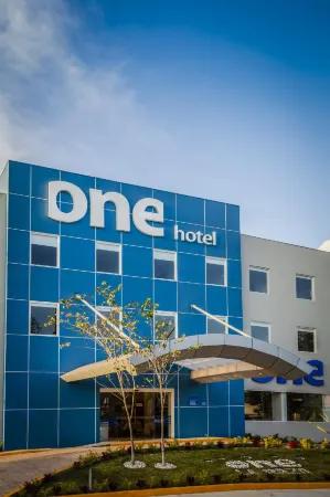 One Ciudad de Mexico la Raza Отели рядом со станцией Autobuses Poniente Station