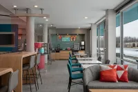 Avid Hotel Oak Creek Отели в г. Ок Крик