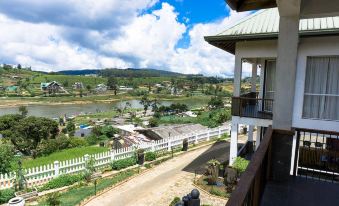 Lake View Comfort Bungalow
