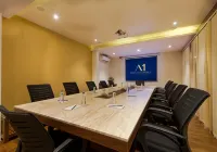 Aura One Hotel - 3 stjerner