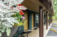 Townsend River Breeze Inn Hotels in Townsend