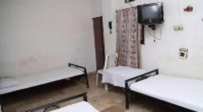 Al Chaudhary Hotel Hotels in D.H.A.