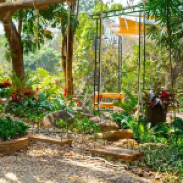 Hilly Phitsano Resort