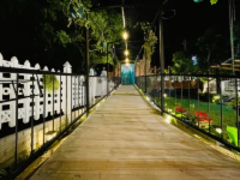 アユル アユル ホワイト セイル ヴィラ