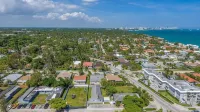 Mimo Bungalows By Renzzi فنادق في North Miami