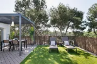 Apartamentos Porta Coeli فنادق في كاستيلديفيلس