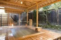 Osaka Ryokan Nanten-en - Hot Springs