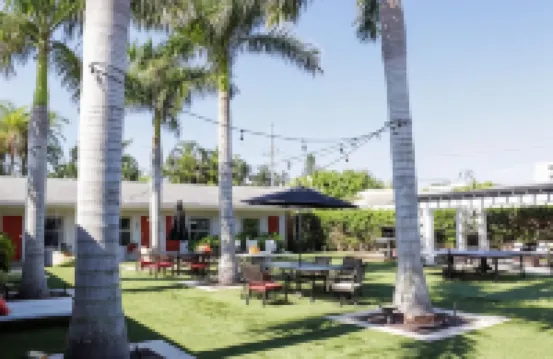 Captiva Beach Resort (Open Private Beach Access)