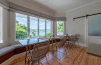 Hide-Away Guest House - breakfast