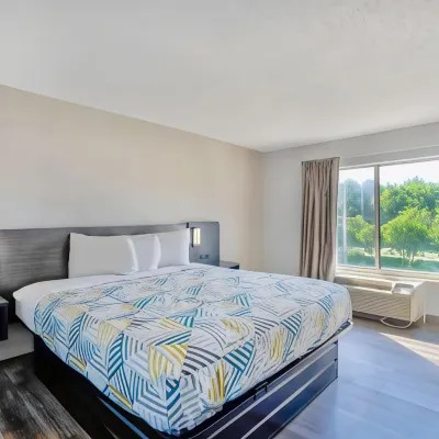 Motel 6 Virginia Beach, VA Các khách sạn gần Công viên Mount Trashmore