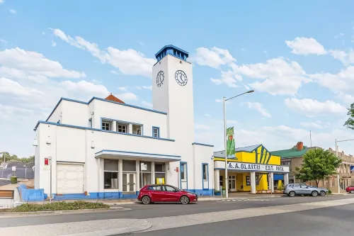 Parkview Motor Inn Hotels in Parkes