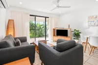 Arlia Sands Apartments
