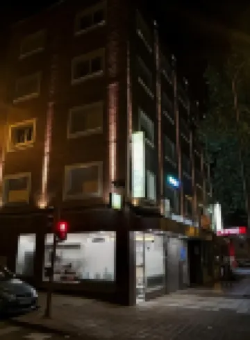 Hostal Golden Alcala Hoteles cerca de Plaza de Toros de Las Ventas