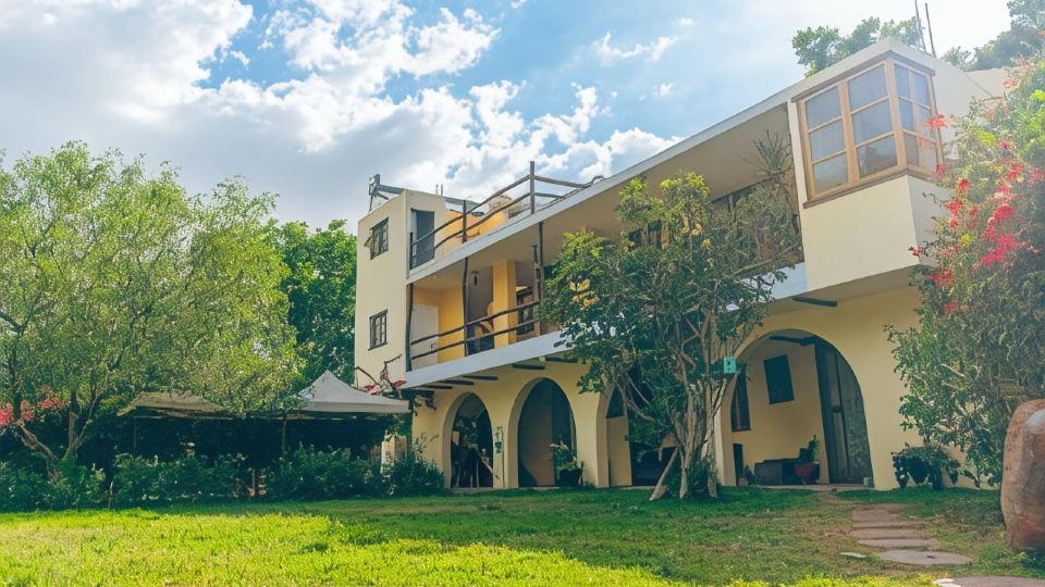 Serenity Hotel & Lodge