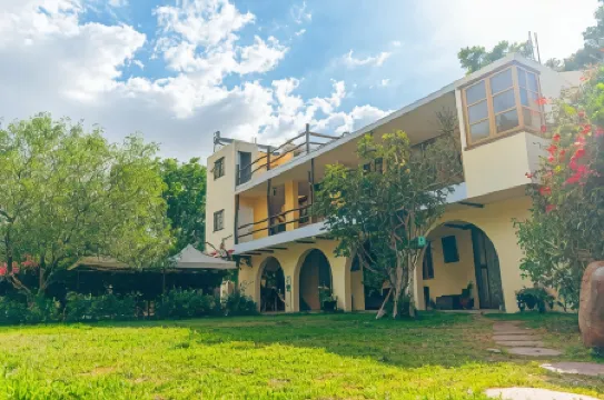 Serenity Hotel & Lodge