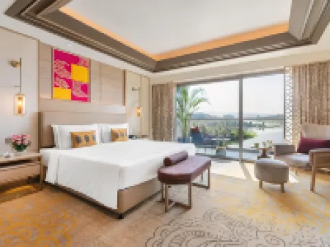 Taj Lakefront Bhopal Hotels near Taj Mahal Palace