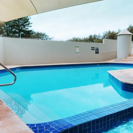 Golden Sands on the Beach - Absolute Beachfront Apartments