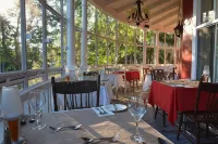 Auberge de La Tour du Lac Hotel a Sainte-Agathe-des-Monts