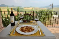 Agrihotel Il Palagetto فنادق في Volterra