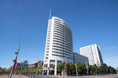 Novotel Sydney Olympic Park Отели в г. Lidcombe