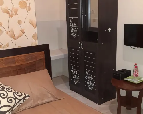 Griya Adhirasa Hotels in Sumenep