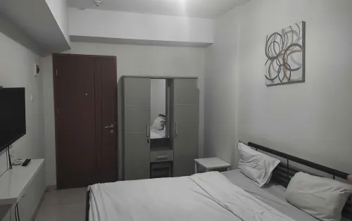 SPAZIE綠湖景西芒吉斯 Cimanggis住宿飯店